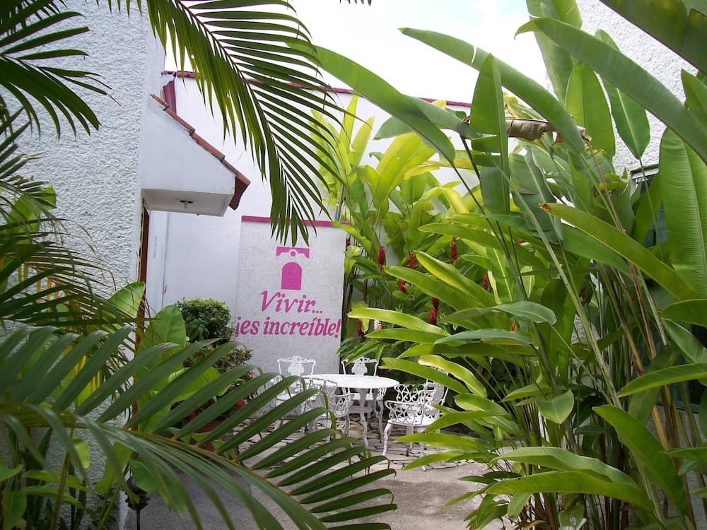 Suites Ejecutivas Los Arcos