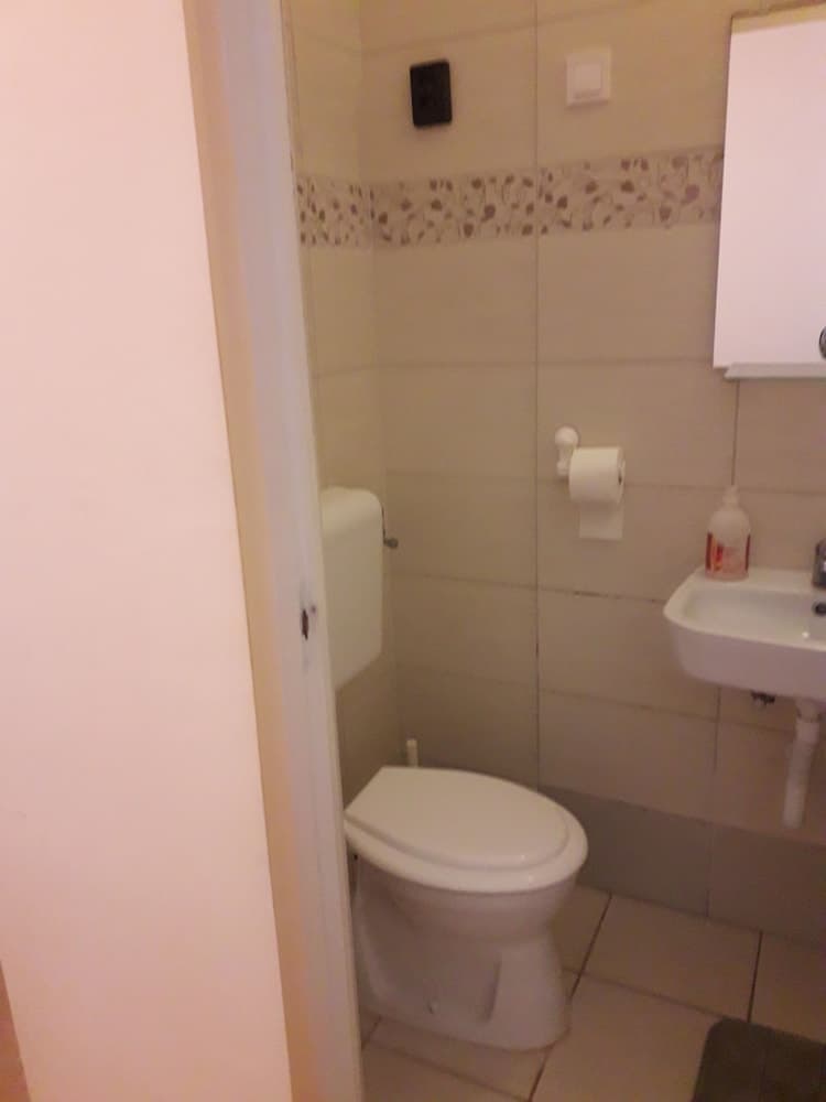 Studio Apartment for 2-4 Persons