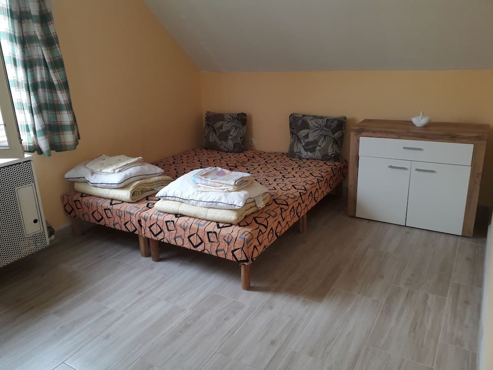 Appartment for 10-16 Persons