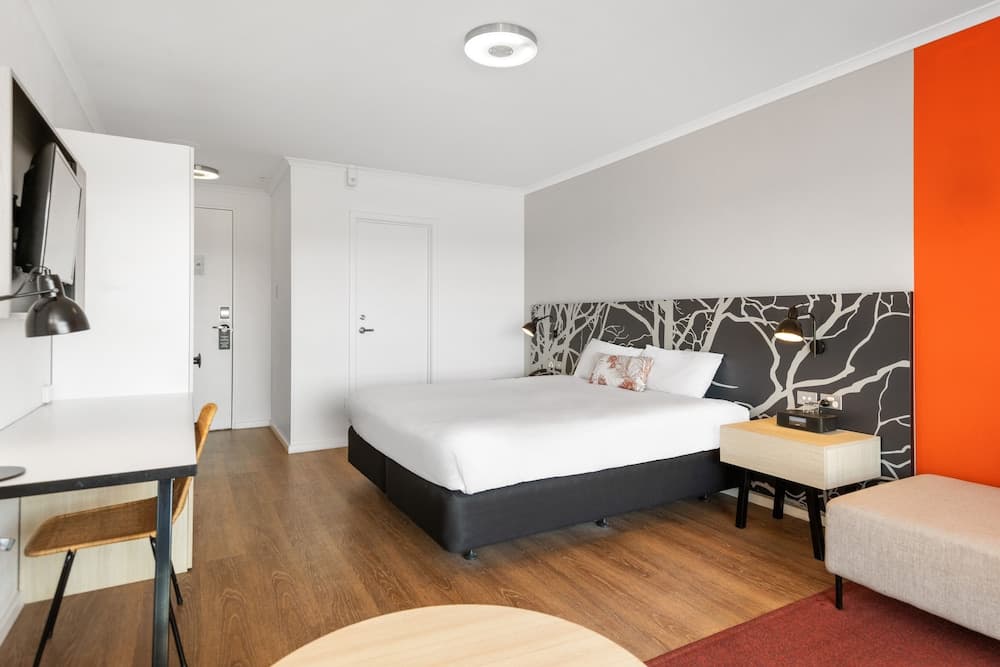 The Plaza Hotel Kalgoorlie