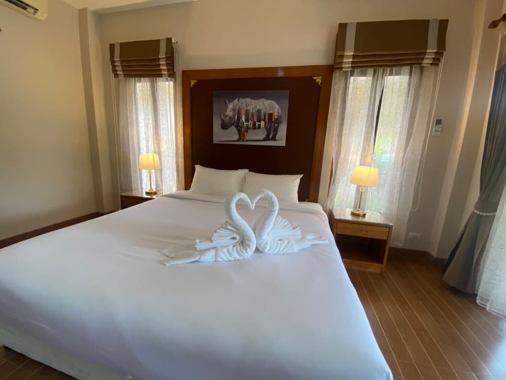 Chaithalay Khanom Resort