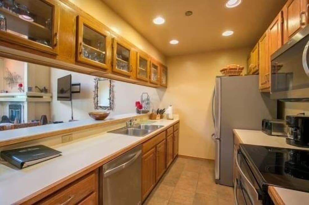 Townsend Place Condo 3 minutes walk to Beaver Creek VIllage by RedAwning