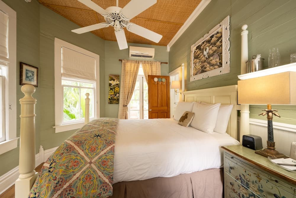 The Mermaid & Alligator