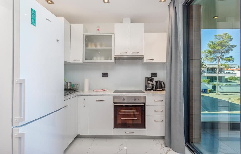 Stunning Home in Malinska With Wifi and 2 Bedrooms