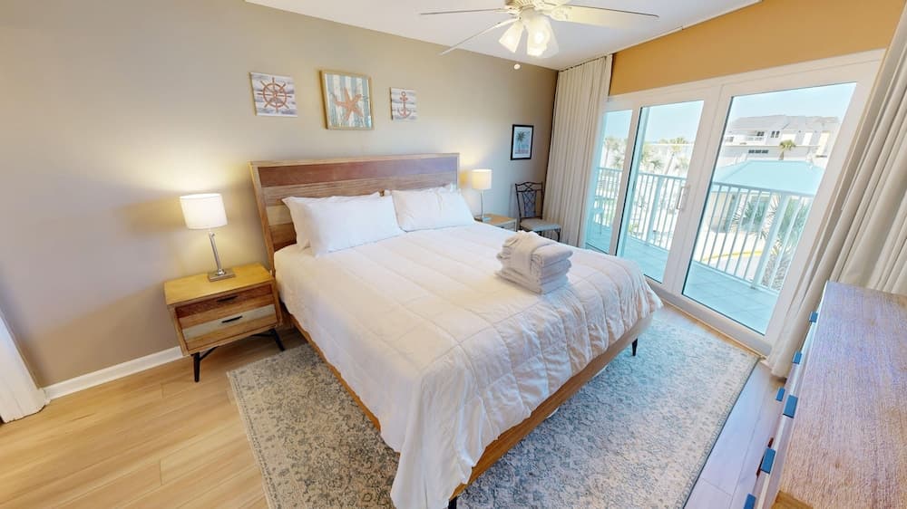 Seacrest 304 is a Gulfview 2 BR on Okaloosa Island by RedAwning