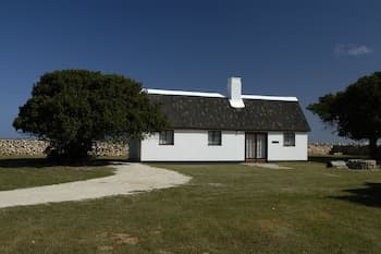 De Hoop Equipped Cottages
