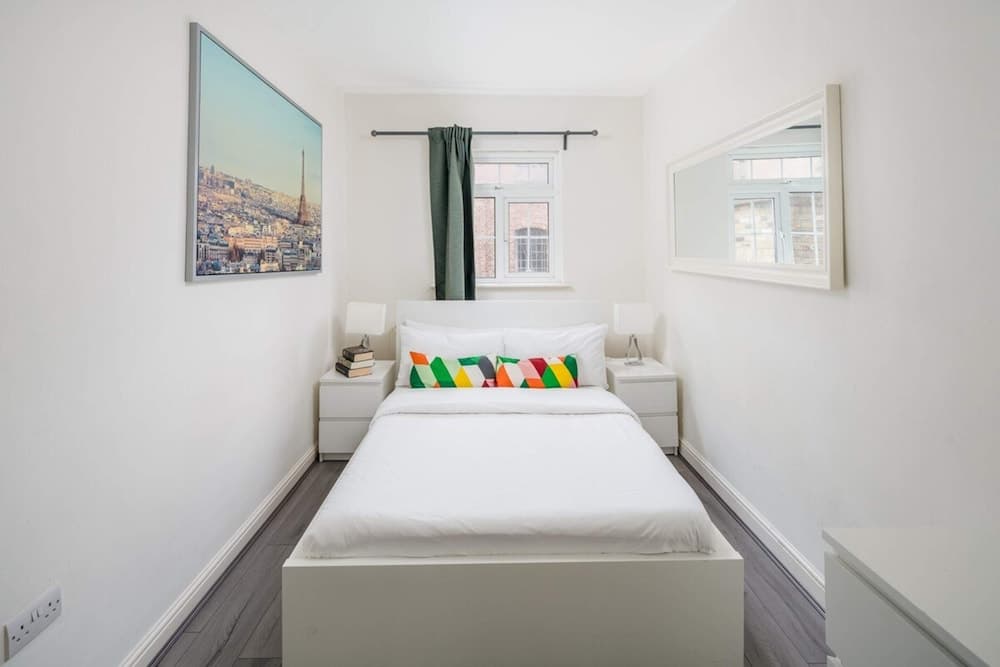 Contemporary 2 Bedroom Apartment in Angel