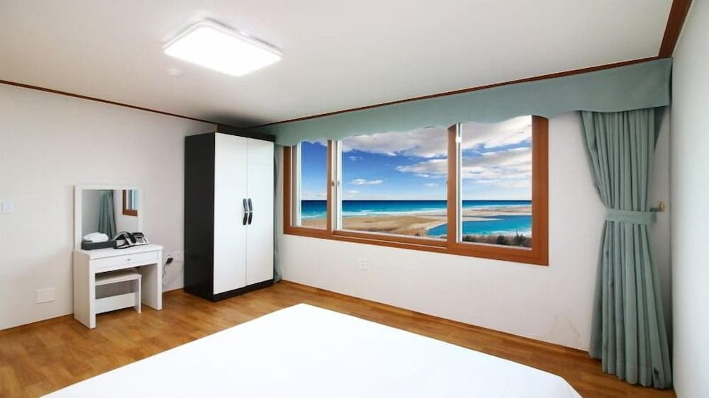 Yangyang Beach Condo