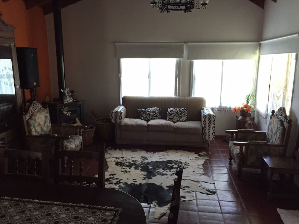 Rent Villa General Belgrano, Calamuchita