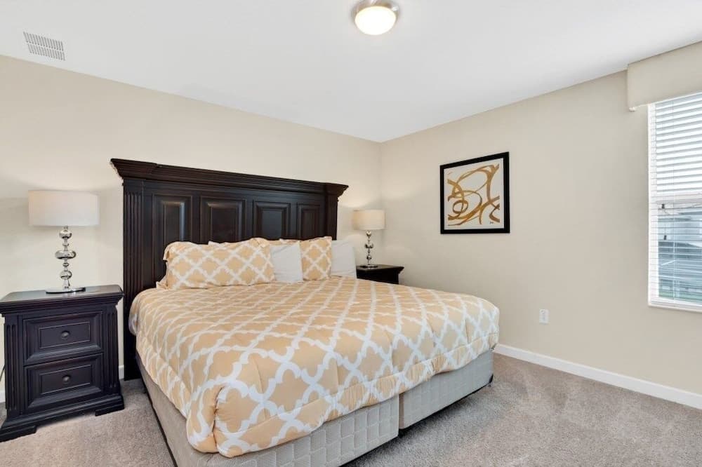 9000hs 9 Bedroom Villa by Redawning