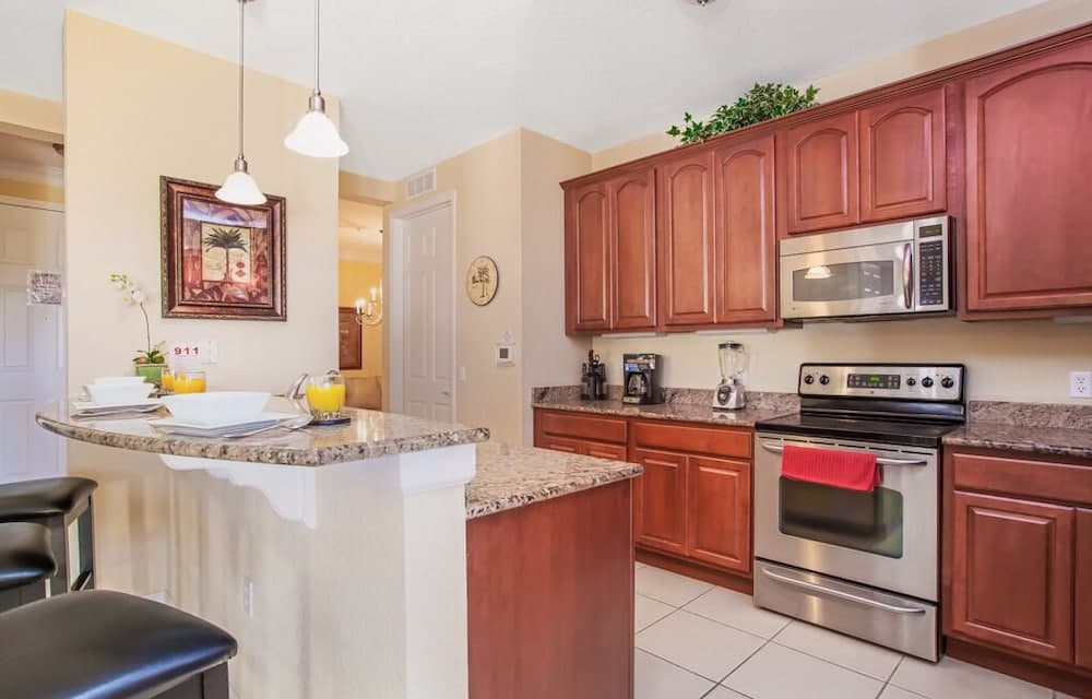 Lake View Escape - New! 3 Bedroom Condo by Redawning