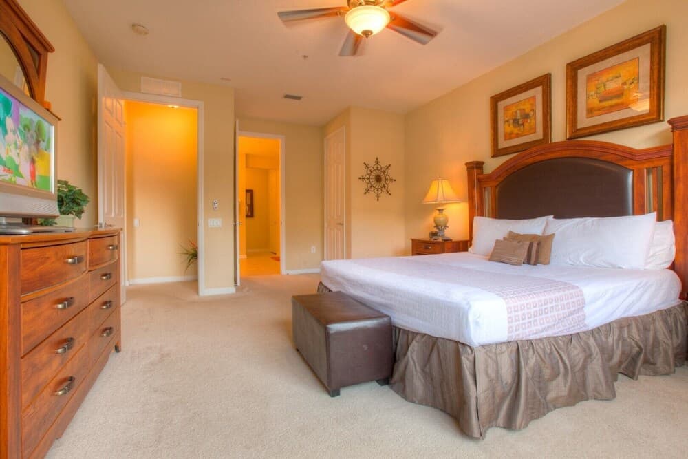 Orlando Escape 2 Bedroom Condo by Redawning