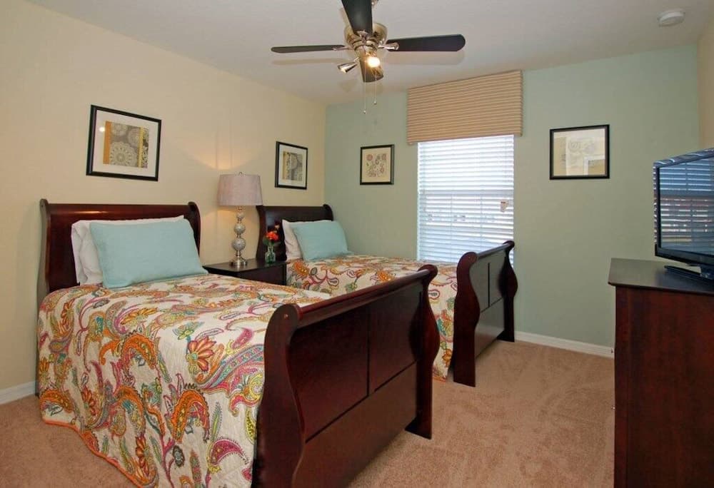 Paradise Palms-4 Bed W/splashpool - 3031pp 4 Bedroom Townhouse by RedAwning