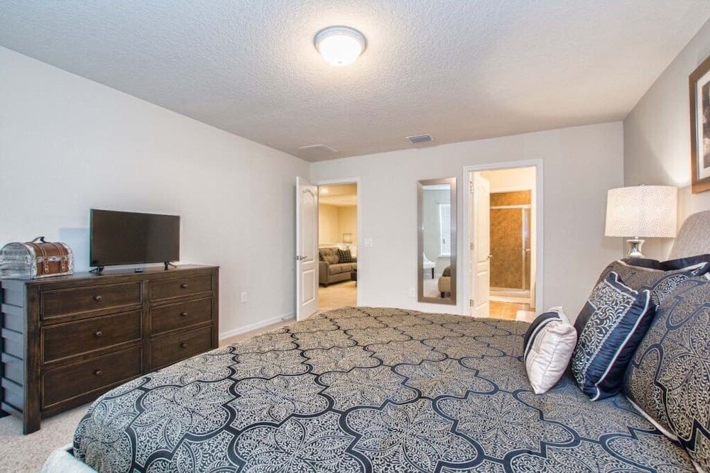 Windsor-5 Bed W/splashpool-3811ww 5 Bedroom Townhouse by Redawning