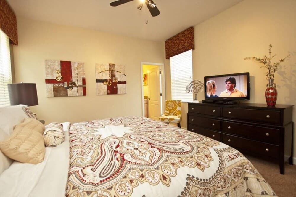 5 Bedroom W/ Pool In Paradise Palms 3102pp Home by Redawning