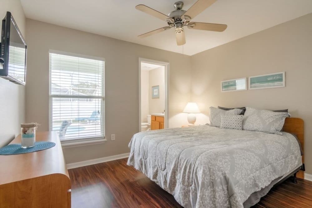 Feeling Like A Rockstar! 3 Bedroom Home