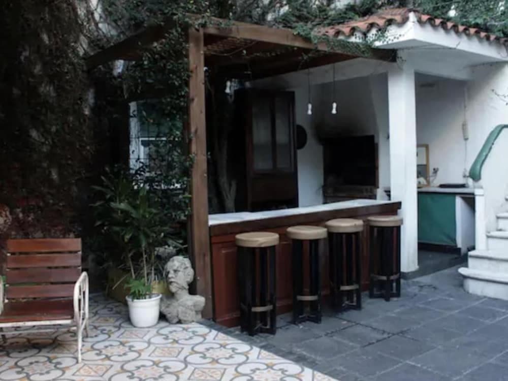 Charming Service Quarters In Mansion In San Telmo