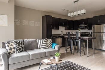 FRONTDESK 20 6th St Apts NE Minneapolis Riverfront District