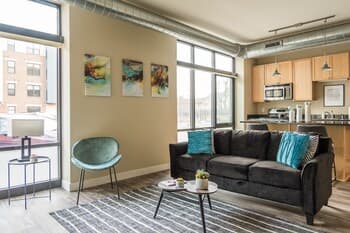 FRONTDESK Minneapolis Grand Apts Downtown