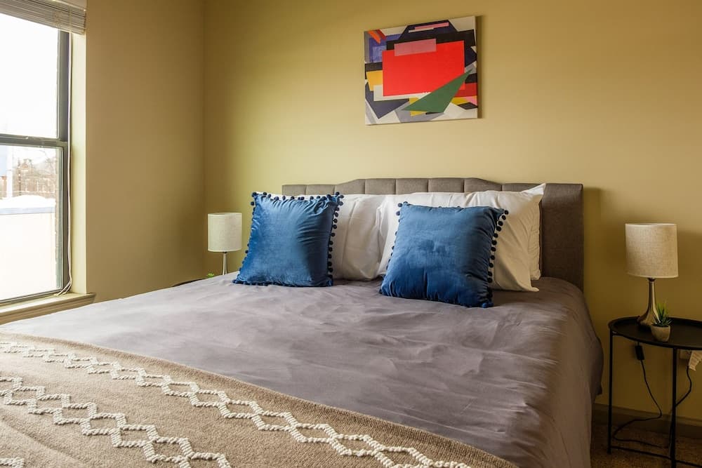 FRONTDESK Phoenix Apts Downtown Fort Worth