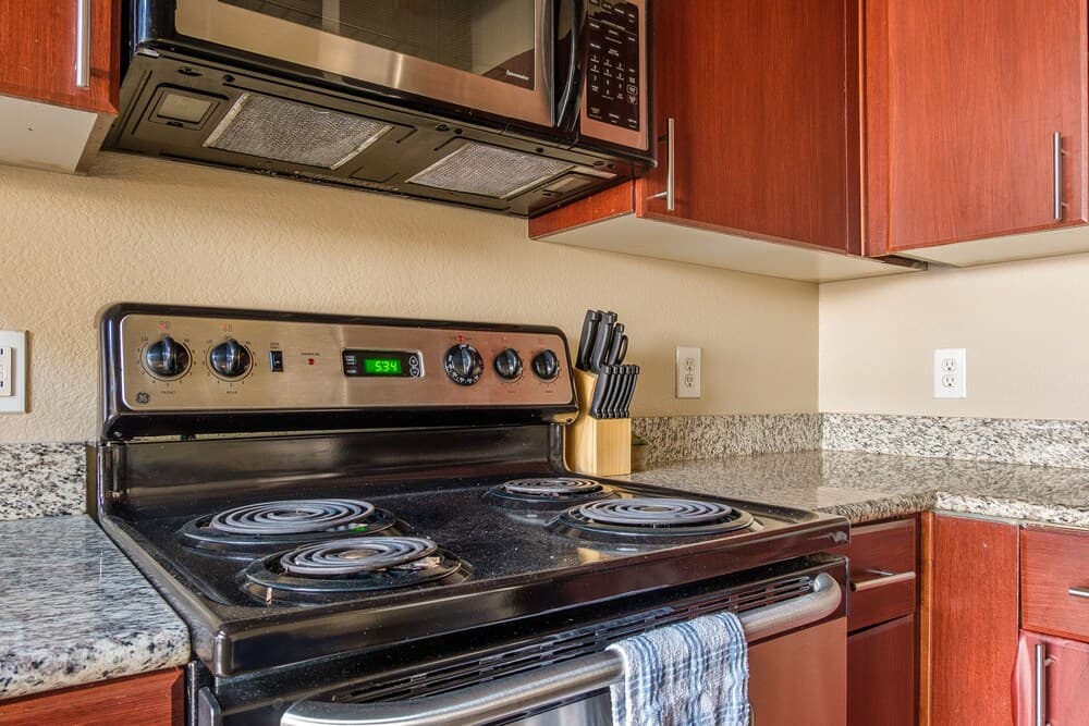 FRONTDESK The Depot Apts Downtown Fort Worth