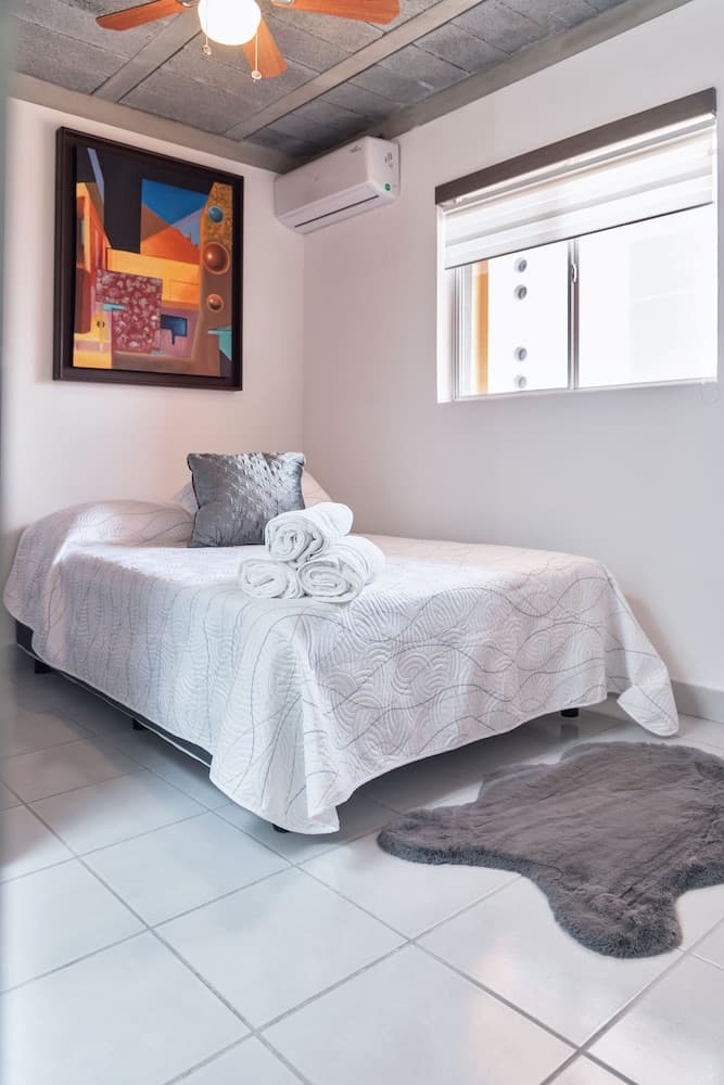 Modern apt. Close Cintermex, 2BD, 2 BTH, by Mty. Living T403