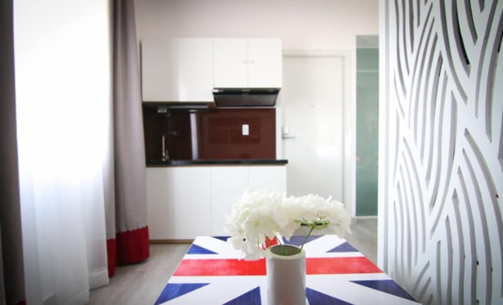 Crystal Le Apartment Danang