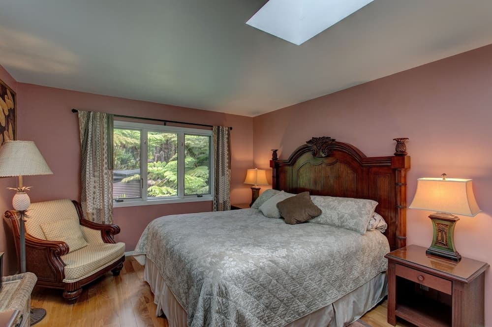 Liko Lehua 2 Bedroom Home by Redawning