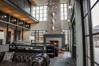 Cotton Court, by Valencia Hotel Collection