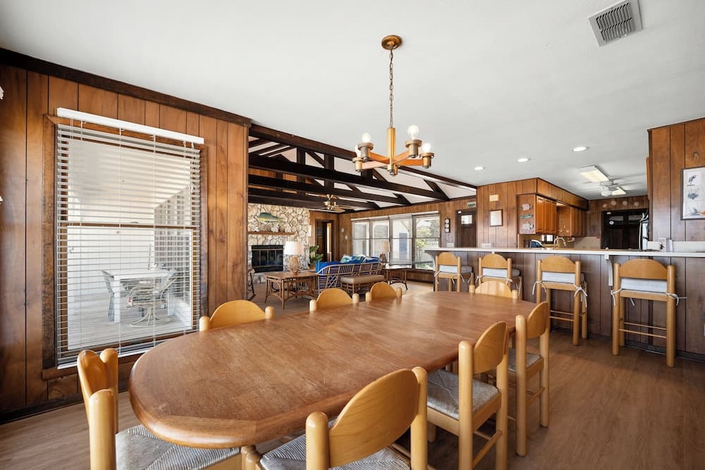 Ocean's Edge by Distinctive Beach Rentals