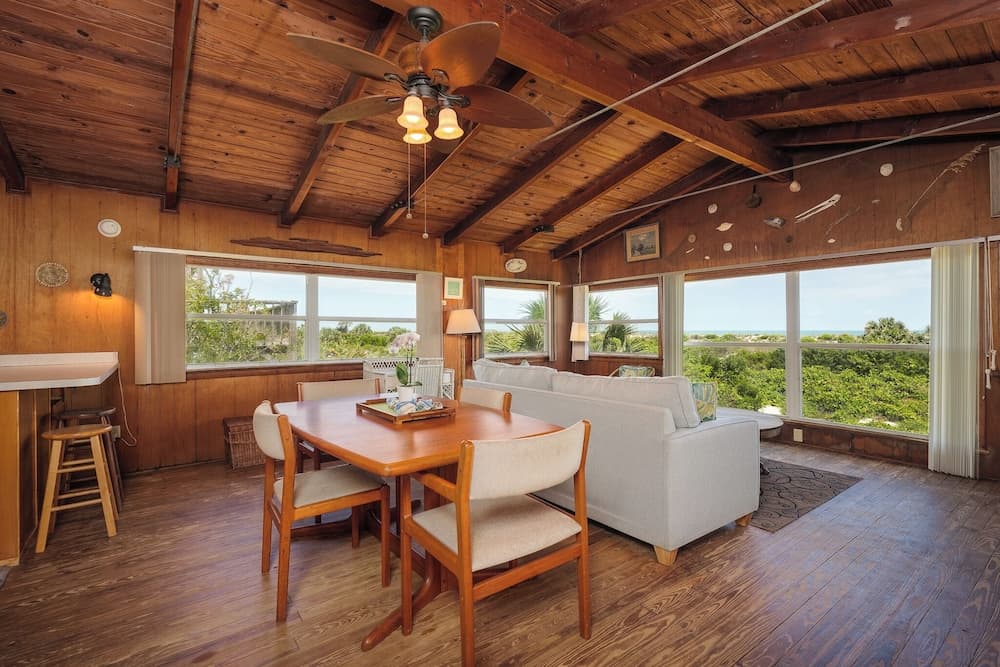 Pounds Cottage by Distinctive Beach Rentals