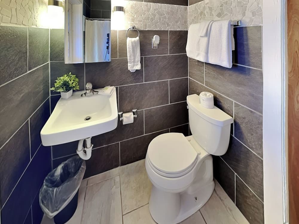 Seashell by Distinctive Beach Rentals