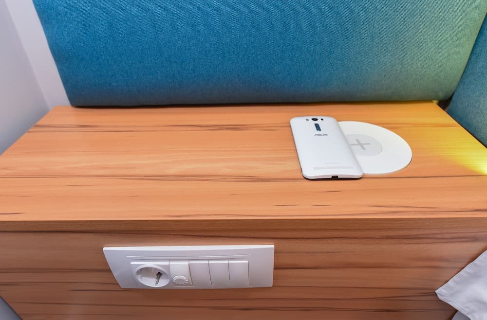 Primo - One Bedroom Apartment - Next to Cismigiu Park and Victoria Avenue