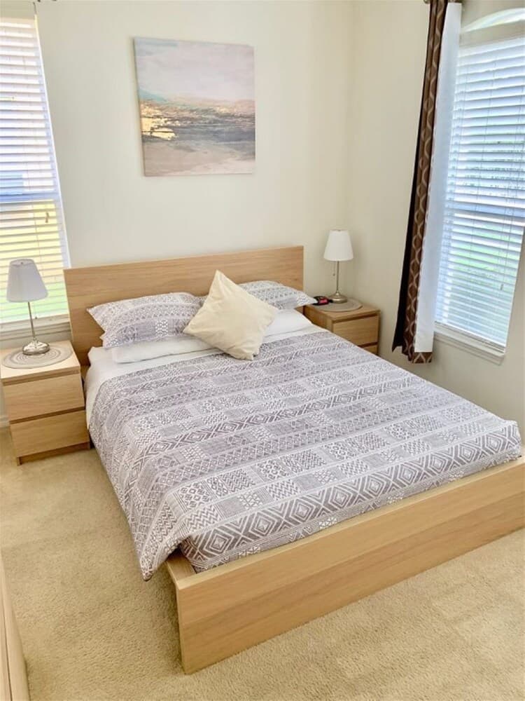 5 Bedroom Executive Pool Home With Games Room