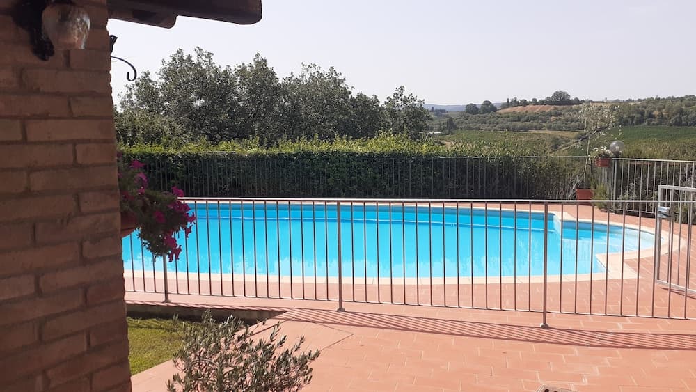 Agriturismo Il Pino - Tuscany Italy - Apartment Ginepro