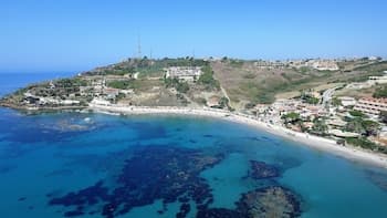 Sea Front Apartment 4 Beds With Balcony 250 Meters From the Beach