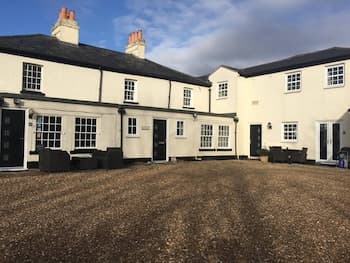 Whitehouse Cottage - Great Paxton