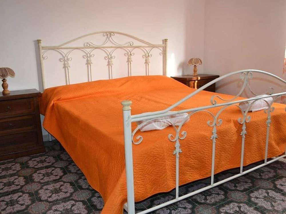 Beautiful Apartment On The Beach In Central Location With Spacious Balcony Pets