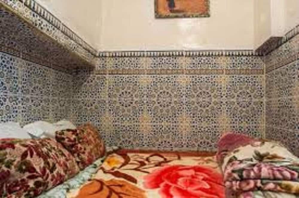Cosy Room for 2 to 8 Peoples Inside Medina Fes El Bali