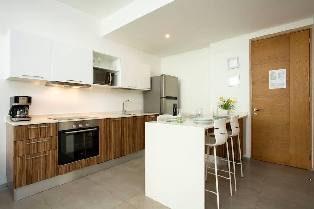 Lovely One Bedroom With Amazing Terrace View