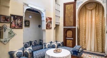 Family Room for 4 Peoples Sunny Riad Inside Medina Fes El Bali