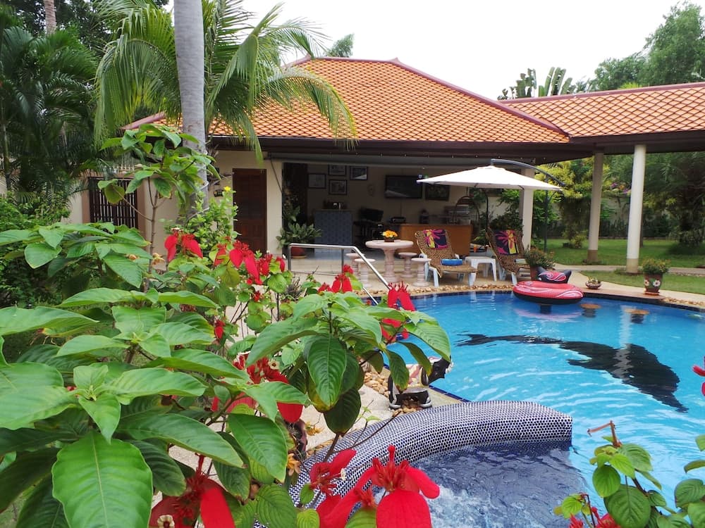 Luxury Private Villa In A Stunning Locationpool