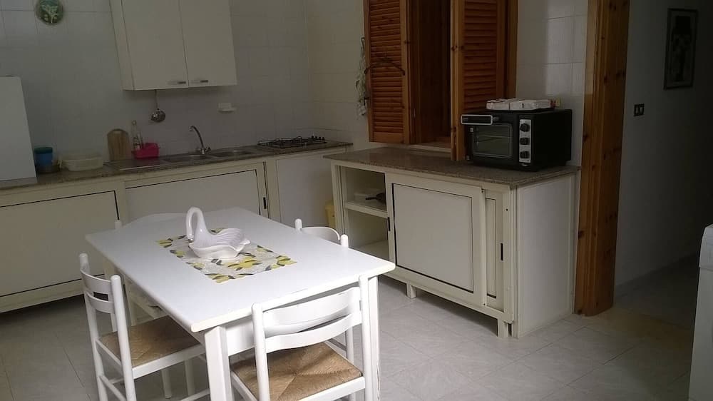 Holiday Apartment Villetta A Torre Dell Orso Pt34 Close To The Beach With