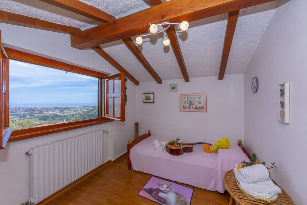 Villino di Corsanico With View