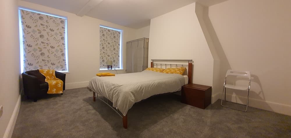 Grace Apartments - Living Stone 2