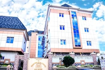 Milton Park Hotel & Resort