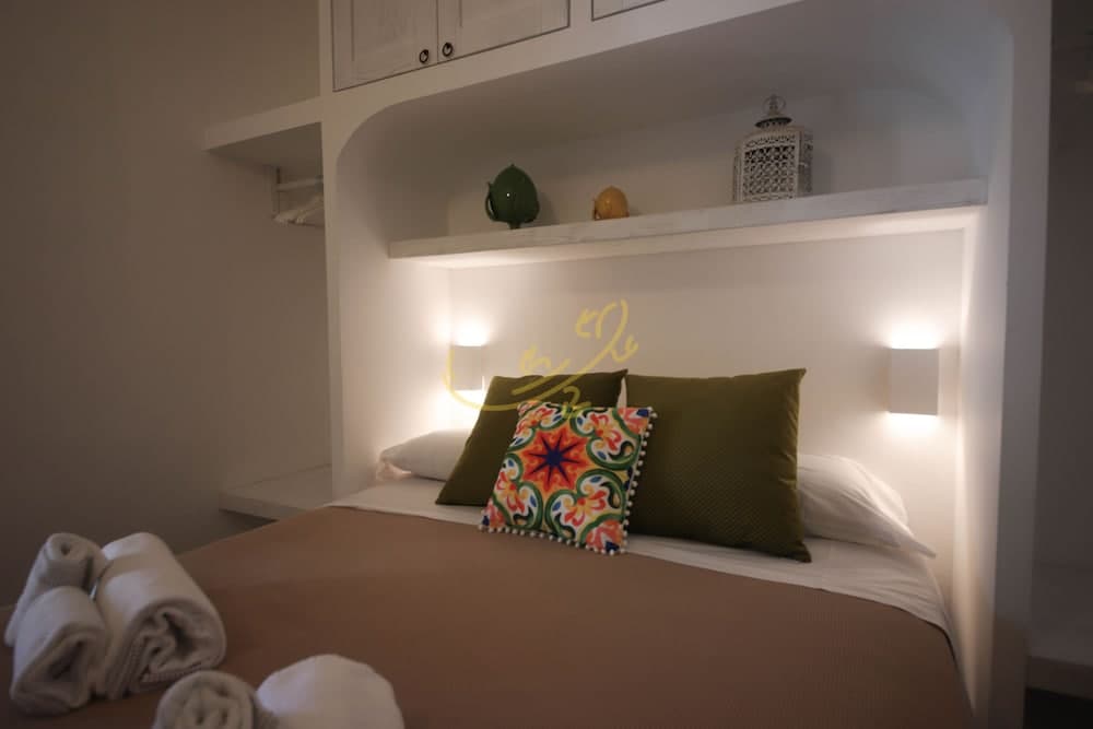 TD Dimora del Giglio with Organic Garden with Pool