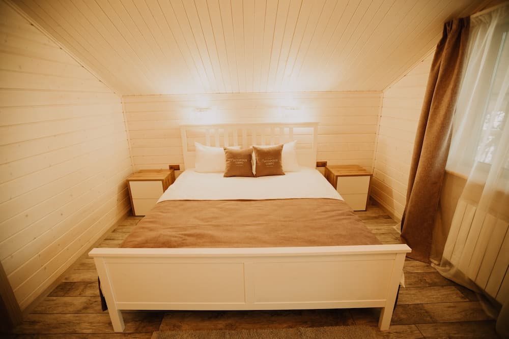 Pastorskoe Lake Holiday Park