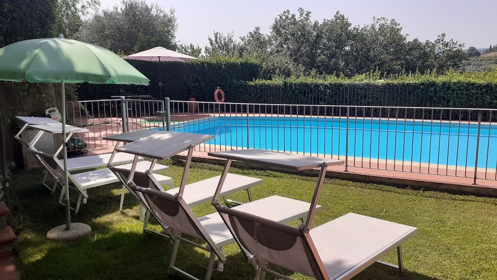 Agriturismo Il Pino - Tuscany Italy - Apartment Cipresso