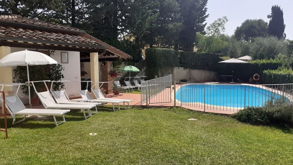 Agriturismo Il Pino - Tuscany Italy - Apartment Cipresso